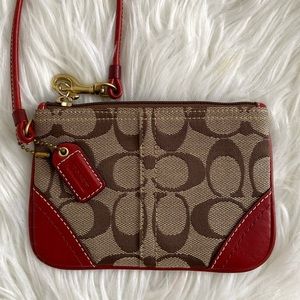 Coach wristlet! Great condition :)